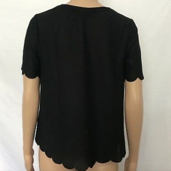 Top Shop Women's Scalloped short sleeved T-shirt - Picture 3 of 5